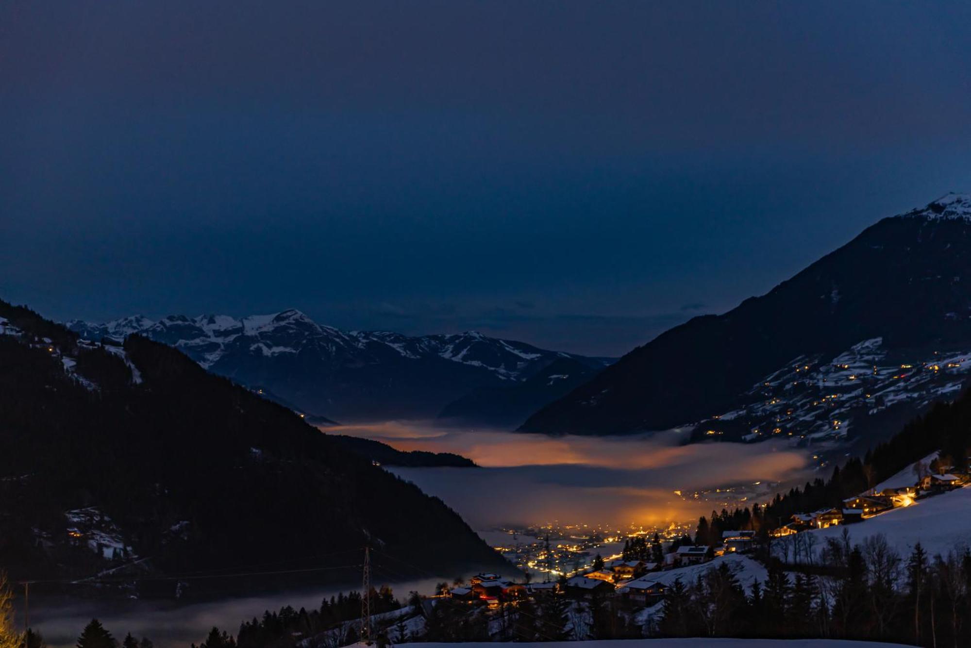 Ferienwohnung Ausblick Zillertal Hainzenberg Exterior foto