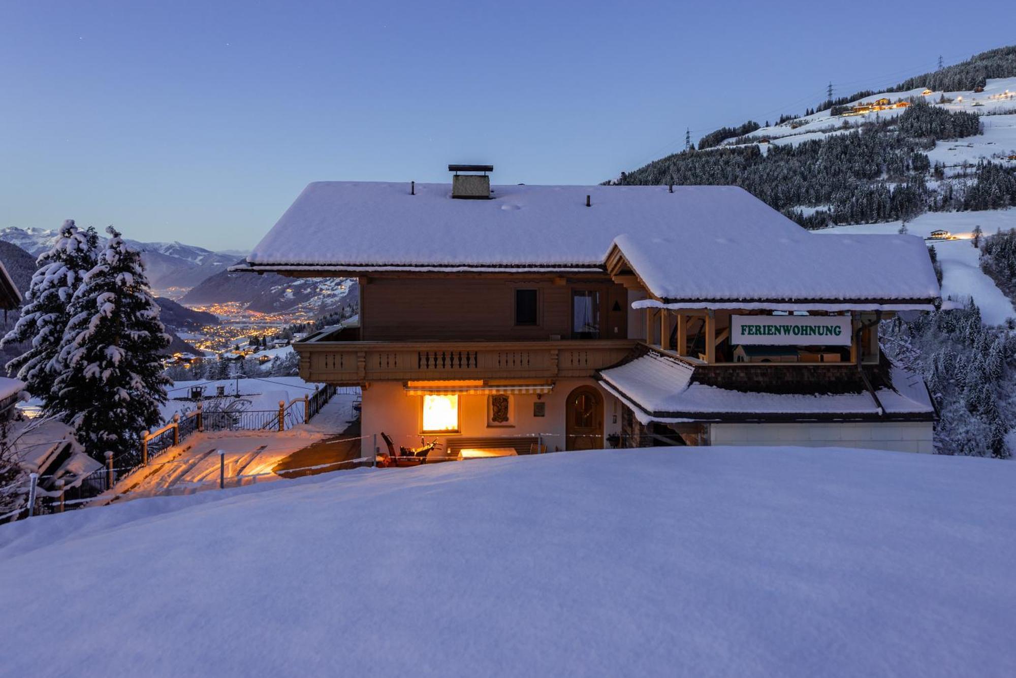 Ferienwohnung Ausblick Zillertal Hainzenberg Exterior foto